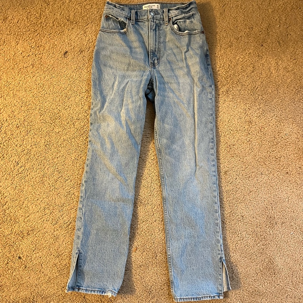 abercrombie split hem curve love 90s high rise jeans